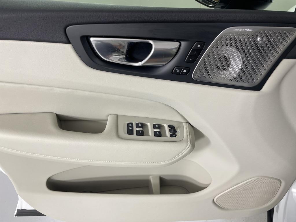 new 2026 Volvo XC60 car, priced at $65,965