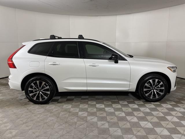 new 2025 Volvo XC60 car, priced at $50,035