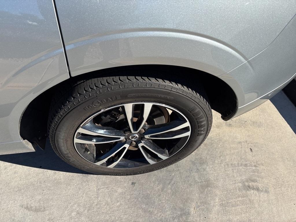 used 2018 Volvo XC60 car, priced at $18,500