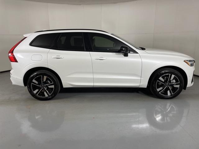 new 2026 Volvo XC60 Plug-In Hybrid car, priced at $63,895