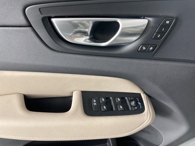 new 2026 Volvo XC60 Plug-In Hybrid car, priced at $63,895