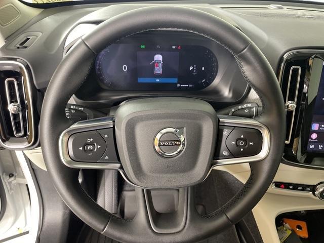 new 2026 Volvo XC40 car