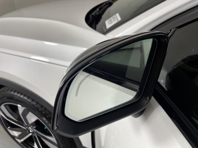 new 2026 Volvo XC40 car