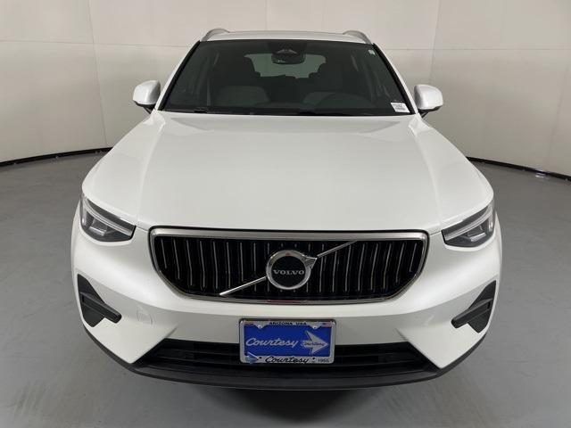 used 2025 Volvo XC40 car, priced at $35,000