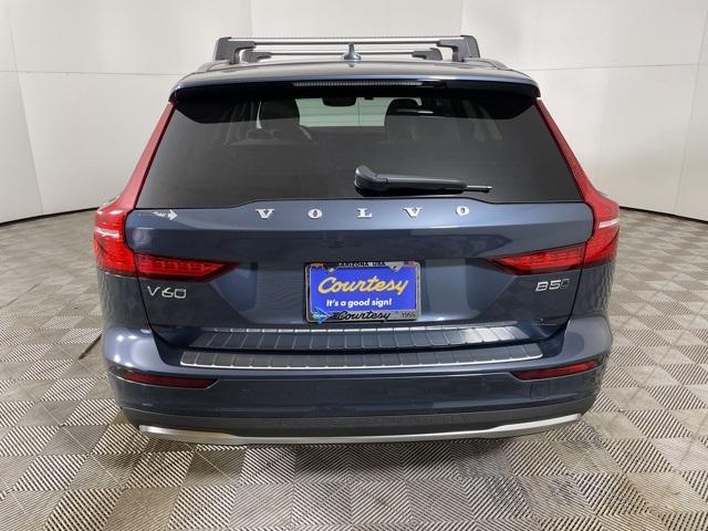 new 2025 Volvo V60 Cross Country car, priced at $58,025