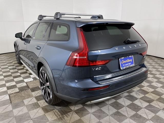 new 2025 Volvo V60 Cross Country car, priced at $58,025