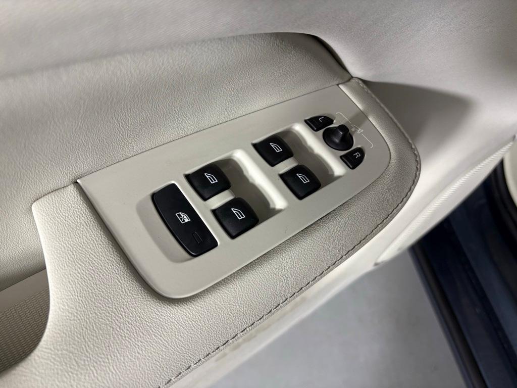 used 2024 Volvo S60 car, priced at $24,500