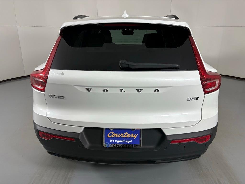 new 2026 Volvo XC40 car, priced at $48,375