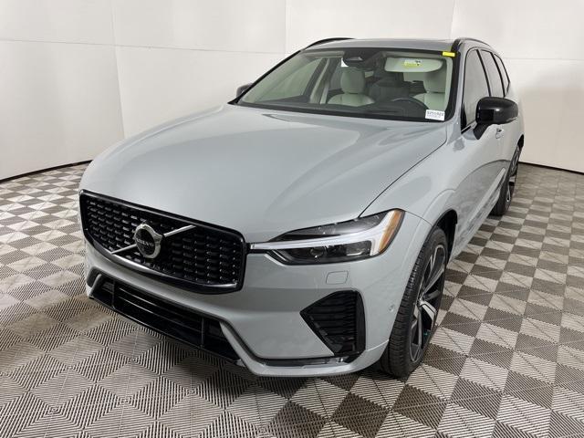 new 2025 Volvo XC60 car, priced at $59,525