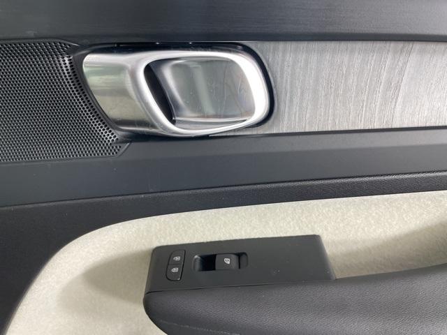 new 2026 Volvo XC40 car, priced at $48,150