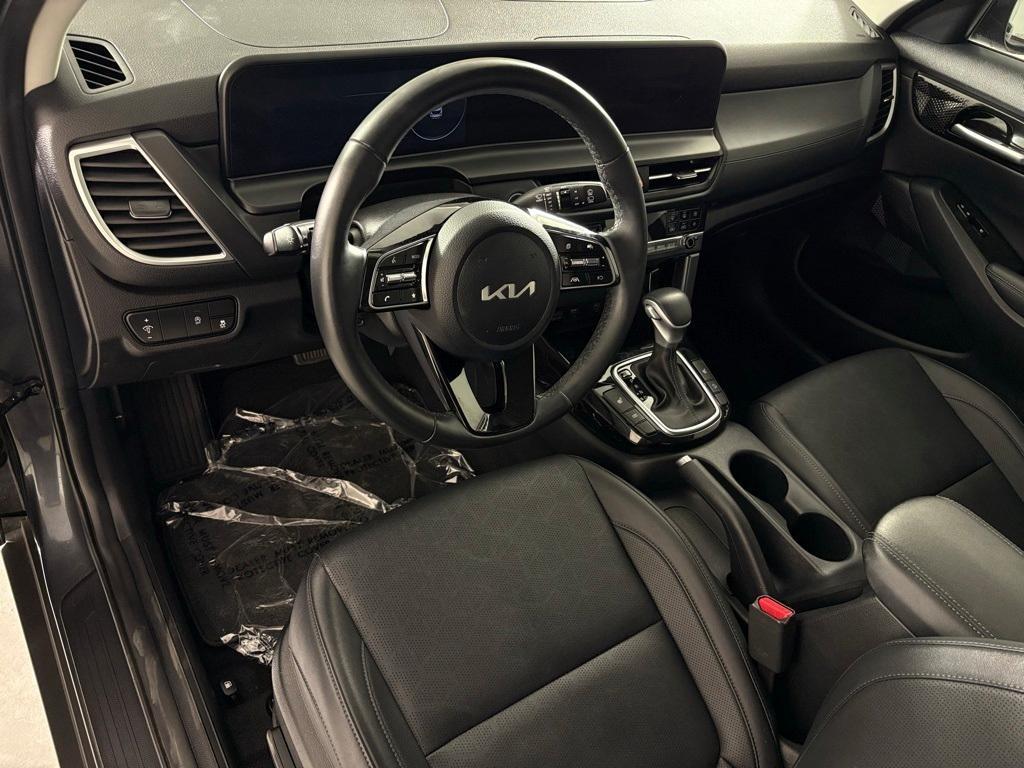 used 2024 Kia Seltos car, priced at $22,000