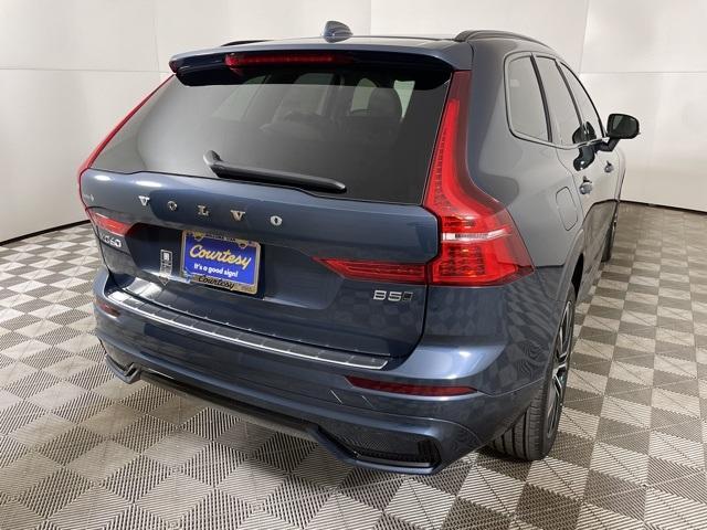 new 2025 Volvo XC60 car, priced at $53,085