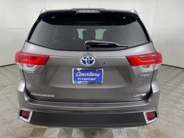 used 2018 Toyota Highlander Hybrid car, priced at $25,500