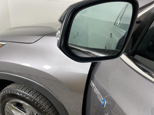 used 2018 Toyota Highlander Hybrid car, priced at $25,500