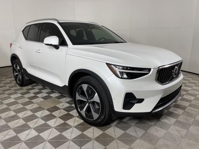 used 2025 Volvo XC40 car, priced at $42,000