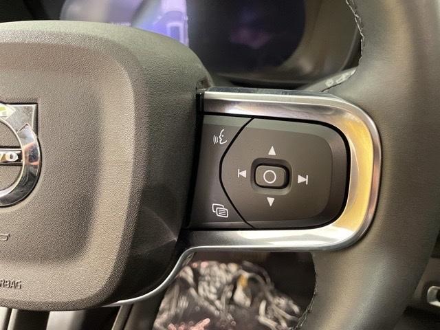 used 2025 Volvo XC40 car, priced at $37,500