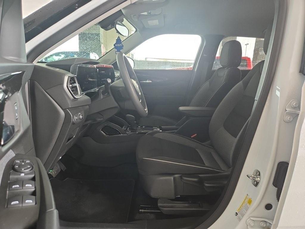 used 2025 Chevrolet TrailBlazer car, priced at $24,500