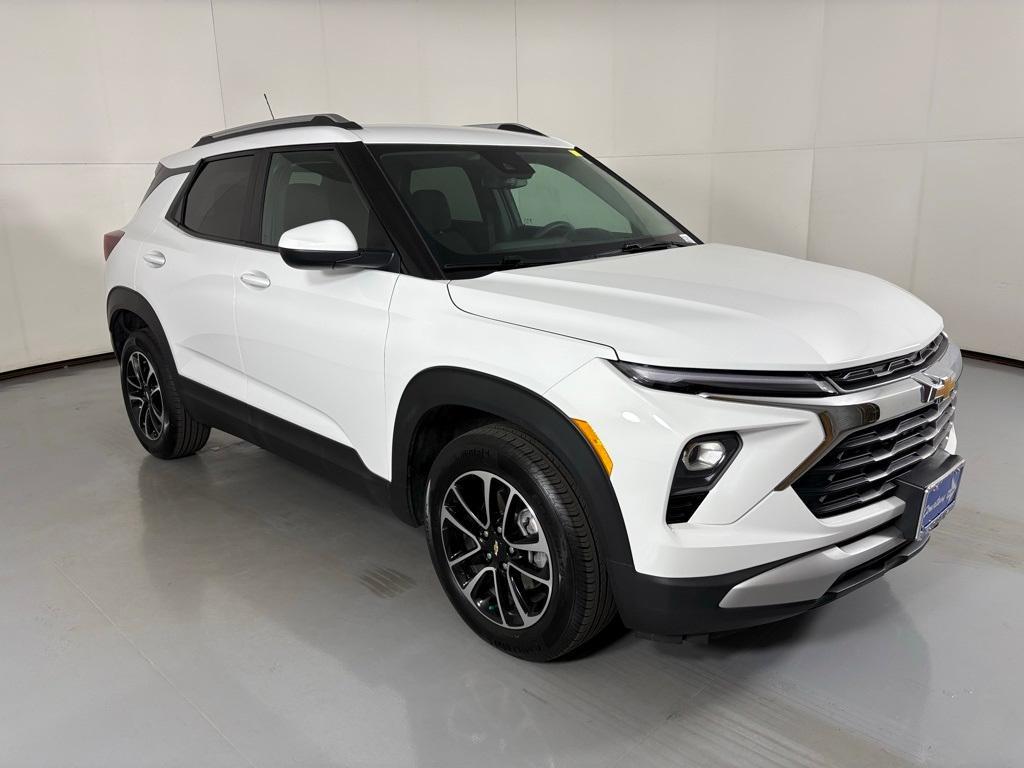 used 2025 Chevrolet TrailBlazer car, priced at $21,000