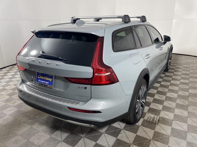 new 2025 Volvo V60 Cross Country car, priced at $56,480