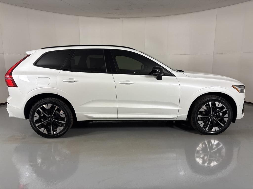 new 2026 Volvo XC60 car, priced at $55,425