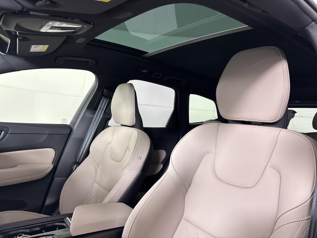 new 2026 Volvo XC60 car, priced at $55,425