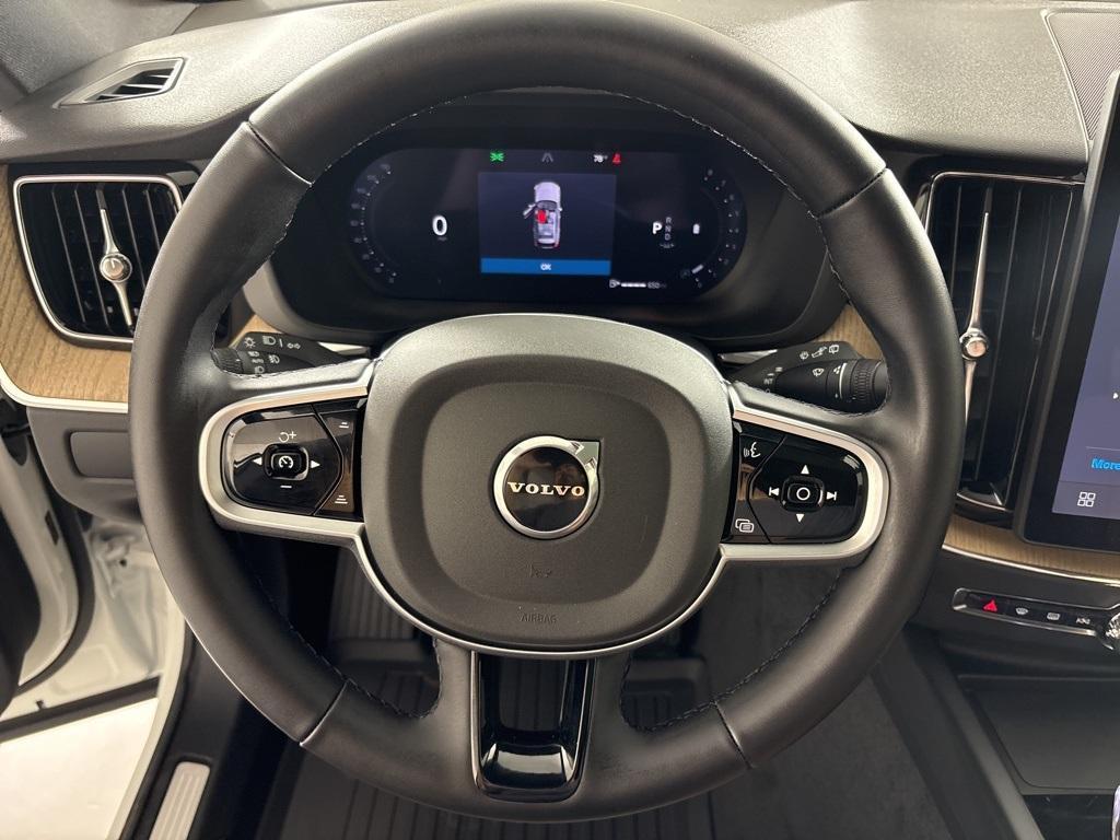 new 2026 Volvo XC60 car, priced at $55,425
