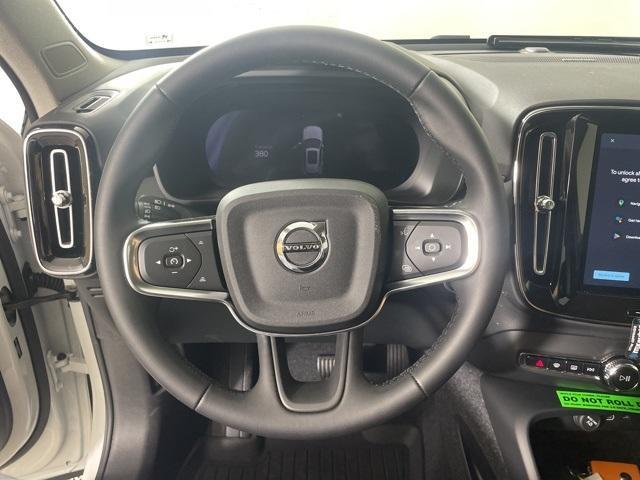 new 2025 Volvo XC40 car, priced at $50,015