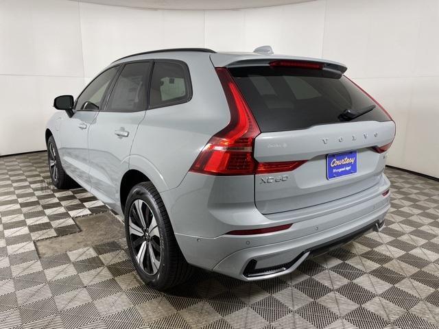 new 2025 Volvo XC60 Plug-In Hybrid car, priced at $63,895