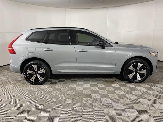 new 2025 Volvo XC60 Plug-In Hybrid car, priced at $63,895