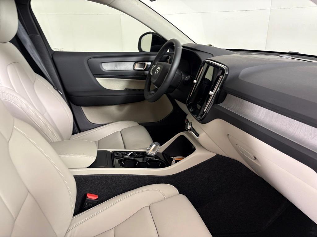 new 2026 Volvo XC40 car, priced at $48,375