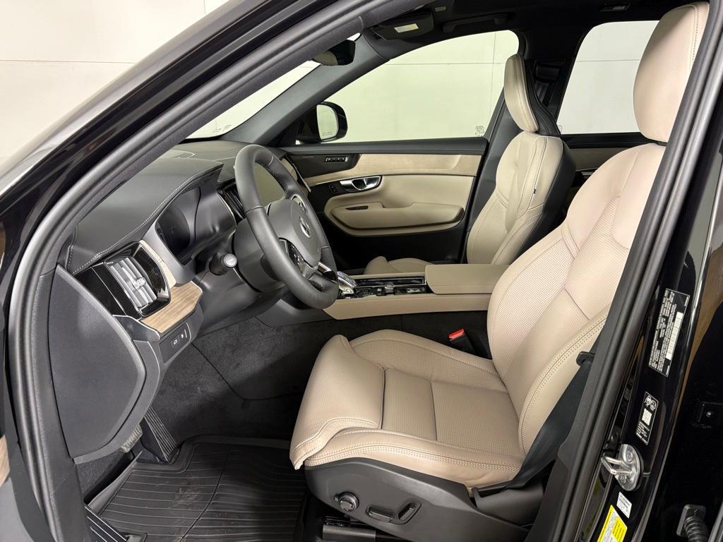 new 2026 Volvo XC90 Plug-In Hybrid car, priced at $82,625