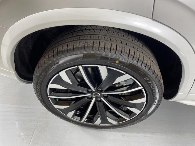 new 2025 Volvo XC90 car, priced at $64,555