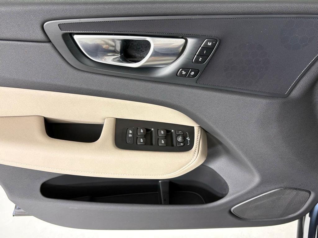 new 2026 Volvo XC60 car, priced at $55,425