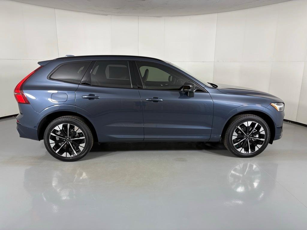 new 2026 Volvo XC60 car, priced at $55,425