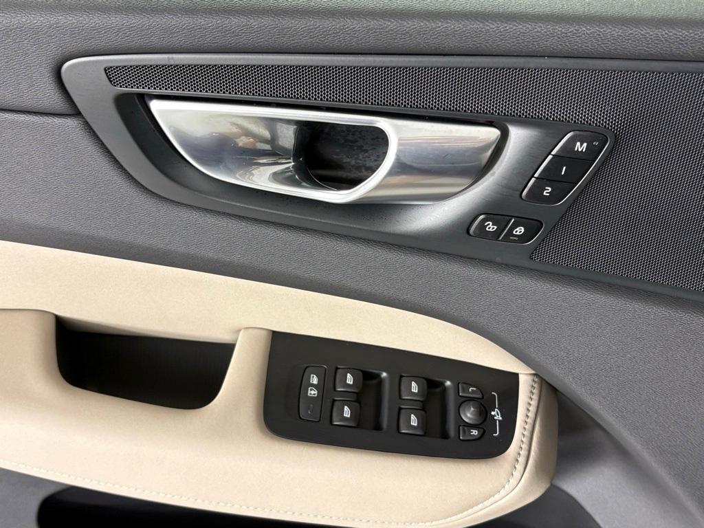 new 2026 Volvo XC60 car, priced at $55,425