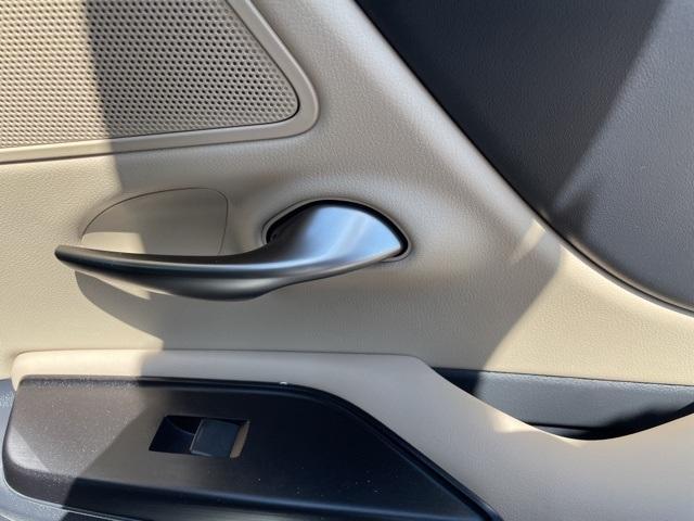 used 2019 Lexus ES 300h car, priced at $31,500