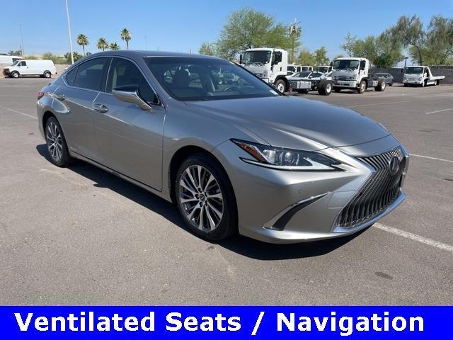 used 2019 Lexus ES 300h car, priced at $31,500