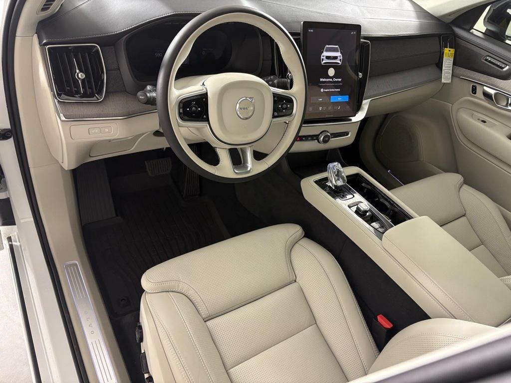 new 2026 Volvo XC90 Plug-In Hybrid car, priced at $84,580