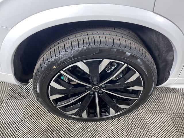 new 2025 Volvo XC90 car, priced at $68,655