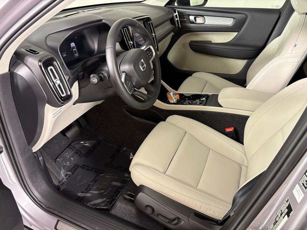 new 2026 Volvo XC40 car, priced at $51,975