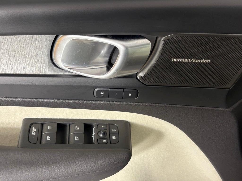 new 2026 Volvo XC40 car, priced at $51,975