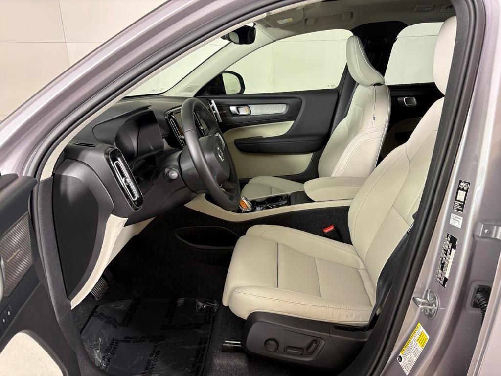 new 2026 Volvo XC40 car, priced at $51,975