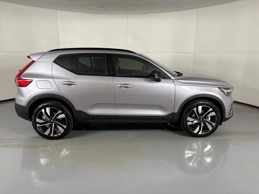 new 2026 Volvo XC40 car, priced at $51,975