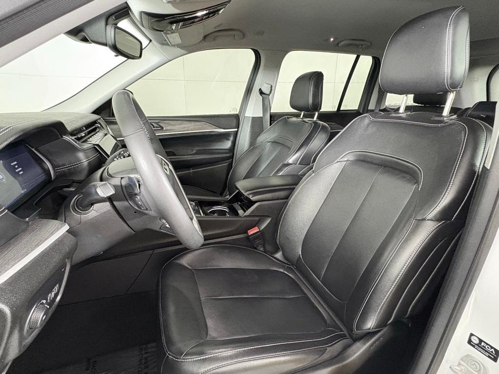 used 2023 Jeep Grand Cherokee car, priced at $26,500