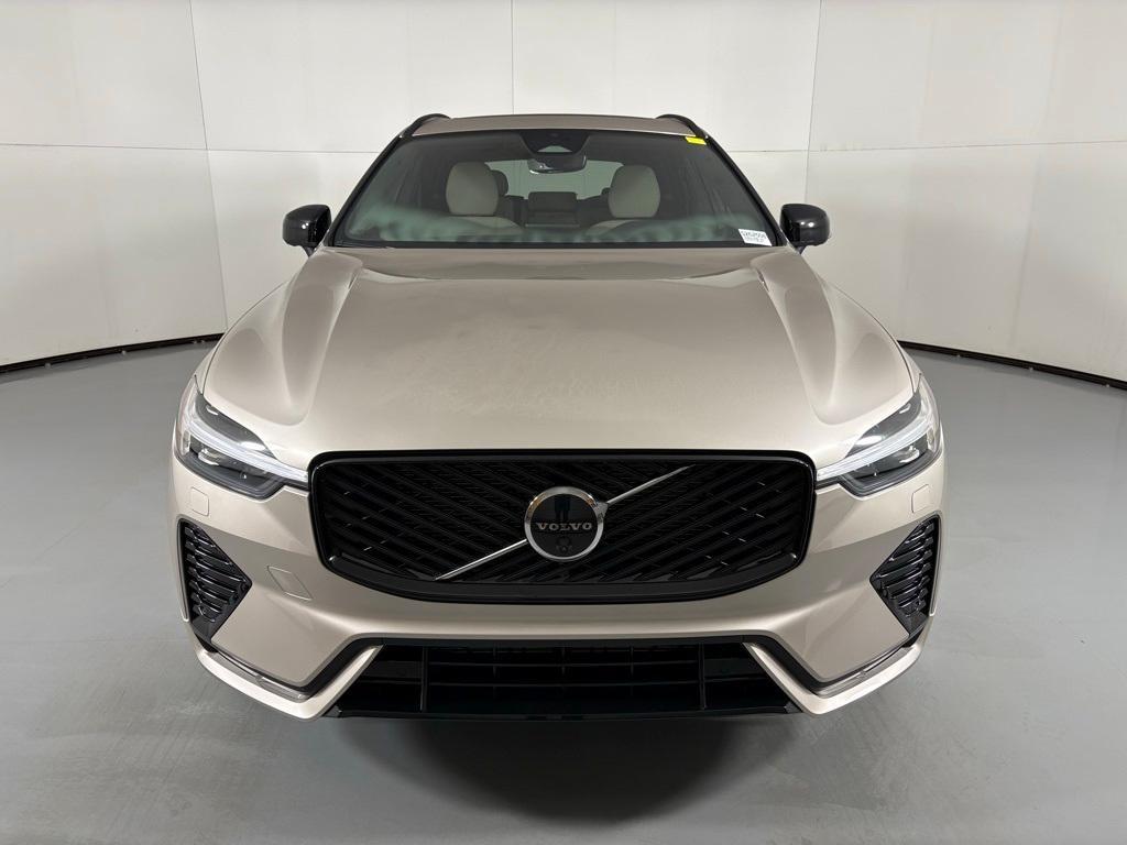 new 2026 Volvo XC60 car, priced at $55,425