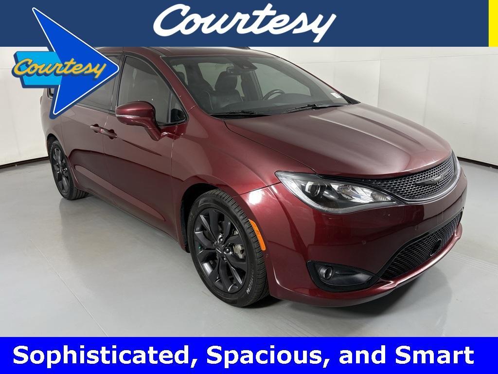 used 2018 Chrysler Pacifica car, priced at $12,000