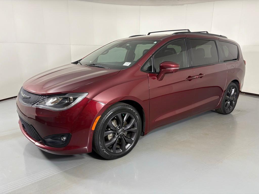 used 2018 Chrysler Pacifica car, priced at $9,500