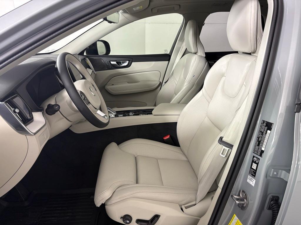new 2026 Volvo XC60 car, priced at $62,370