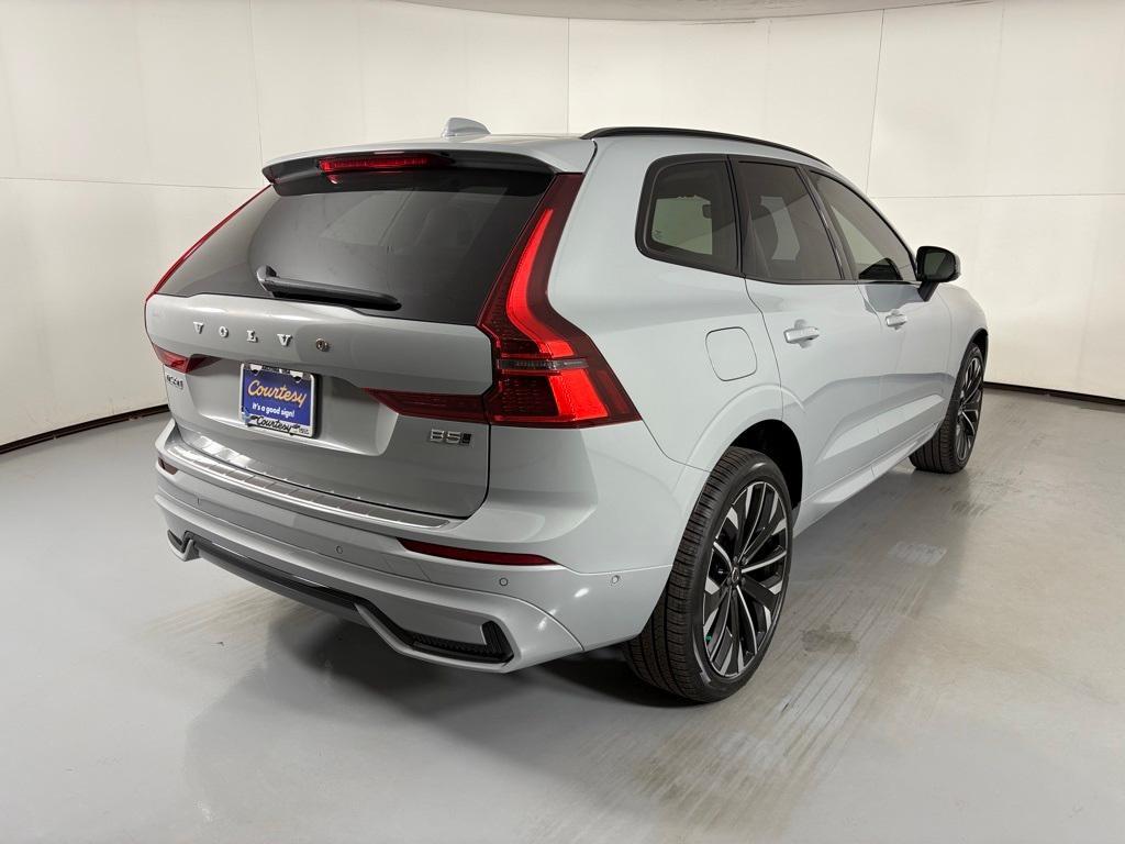 new 2026 Volvo XC60 car, priced at $62,370