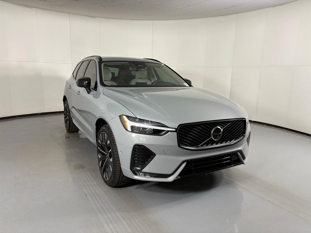 new 2026 Volvo XC60 car, priced at $62,370
